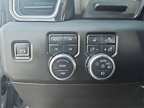 Certified 2024 GMC Sierra 3500 Denali Ultimate image 25