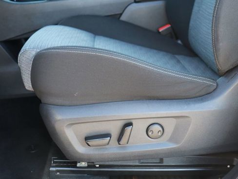 Used 2023 Nissan Rogue SV image 10