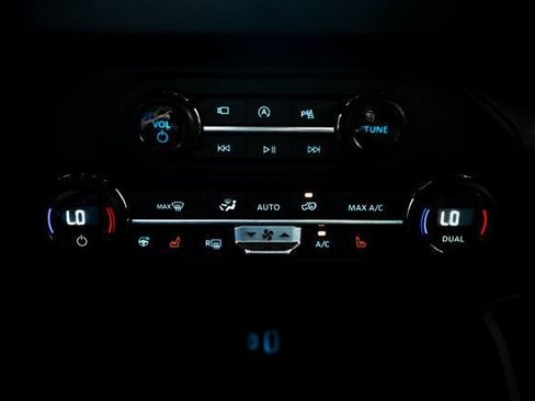 Used 2021 Ford Bronco First Edition AWD/4WD image 24