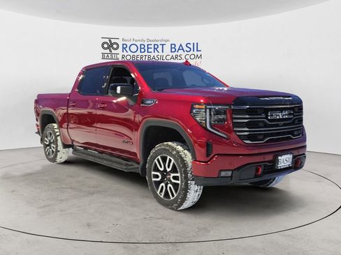 Used 2022 GMC Sierra 1500 AT4 w/ AT4 Premium Package image 7