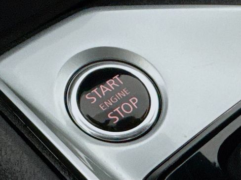 Used 2022 Nissan Altima 2.5 SV FWD image 19