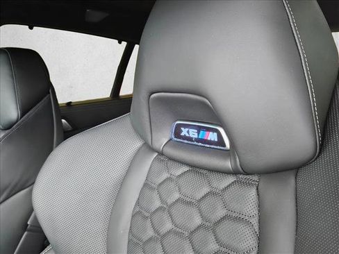 Used 2026 BMW X6 M Competition w/ Executive Package image 15