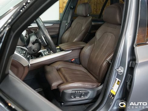 Used 2018 BMW X5 xDrive50i AWD/4WD image 16