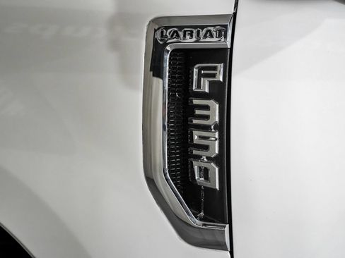 Used 2022 Ford F350 Lariat w/ Lariat Ultimate Package AWD/4WD image 43