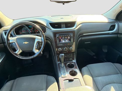 Used 2017 Chevrolet Traverse LT w/ True North Edition AWD/4WD image 25