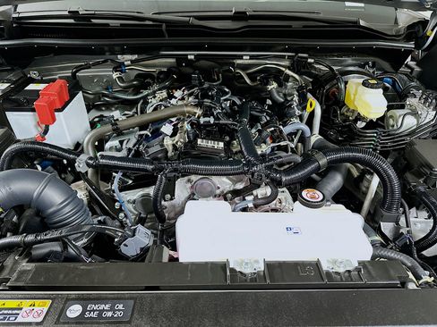 Used 2025 Toyota 4Runner TRD Off-Road image 34