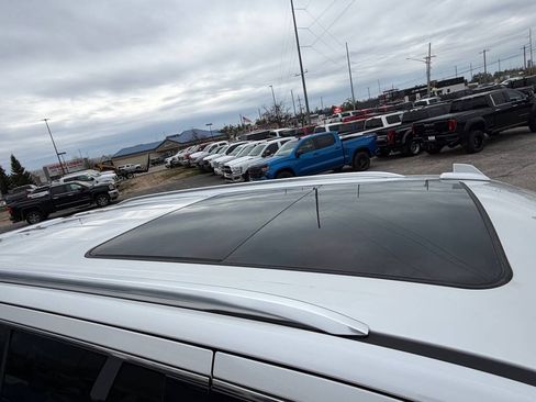 Used 2022 GMC Yukon Denali AWD/4WD image 72