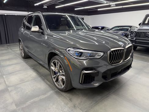 Used 2023 BMW X5 M50i w/ Executive Package image 9