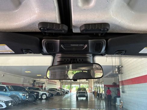 Used 2025 Jeep Wrangler Unlimited Sport AWD/4WD image 15
