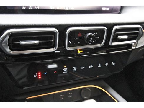 New 2026 Nissan Sentra SV w/ SV Convenience Package image 18