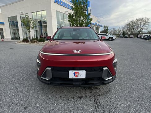 Used 2025 Hyundai Kona SEL AWD/4WD image 9