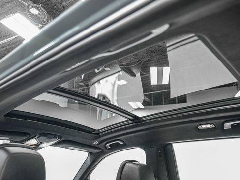 Used 2023 BMW X7 xDrive40i w/ M Sport Package image 26