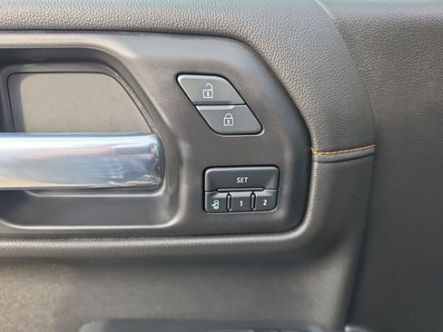 Used 2022 GMC Sierra 1500 AT4 w/ AT4 Preferred Package image 25