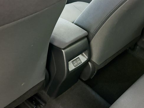 Used 2024 Toyota Corolla LE FWD image 28
