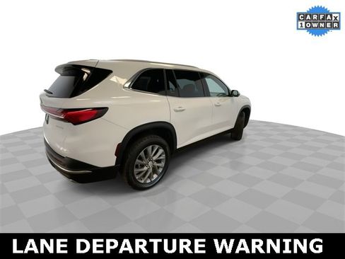 Certified 2025 Buick Enclave Preferred image 8