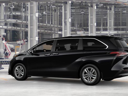 New 2026 Toyota Sienna Limited FWD image 5