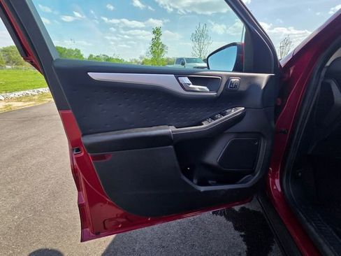 Certified 2020 Ford Escape SEL AWD/4WD image 25