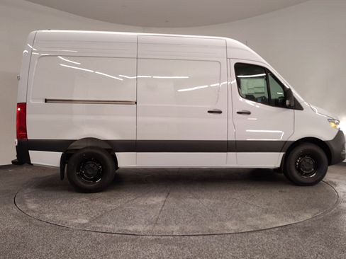 New 2026 Mercedes-Benz Sprinter 2500 image 7