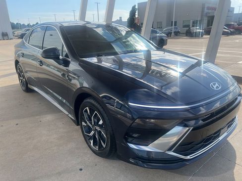 Used 2024 Hyundai Sonata SEL FWD image 3