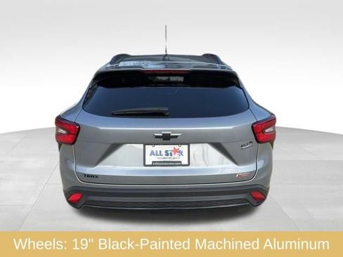 Used 2025 Chevrolet Trax RS w/ Driver Confidence Package image 15