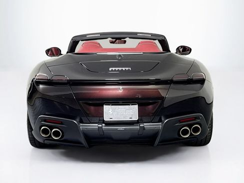 Used 2026 Ferrari Roma Spider RWD image 8