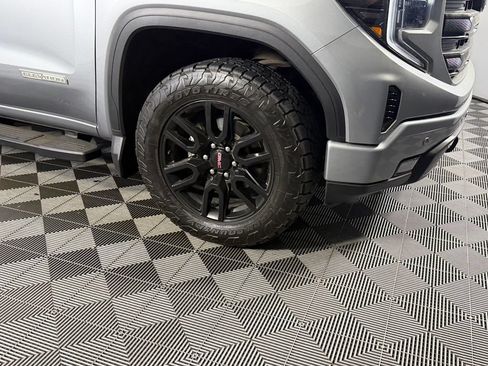 Used 2024 GMC Sierra 1500 Elevation w/ Elevation Premium Package AWD/4WD image 5