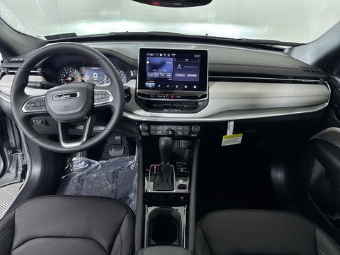 New 2026 Jeep Compass Limited image 3