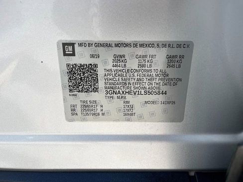 Used 2020 Chevrolet Equinox LS FWD image 7