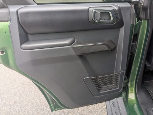 Used 2025 Ford Bronco Outer Banks AWD/4WD image 28