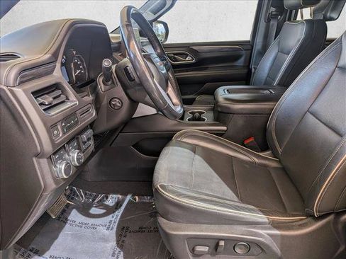Certified 2021 GMC Yukon SLT w/ SLT Luxury Plus Package AWD/4WD image 11