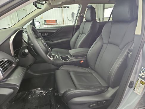 Certified 2025 Subaru Outback Limited AWD/4WD image 15