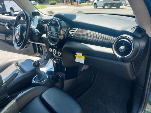 Used 2015 MINI Cooper S FWD image 11