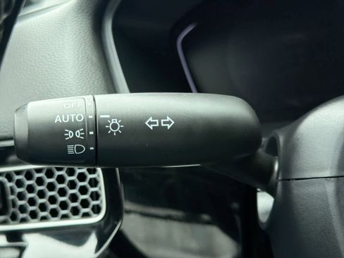 Used 2022 Honda Civic Sport image 27