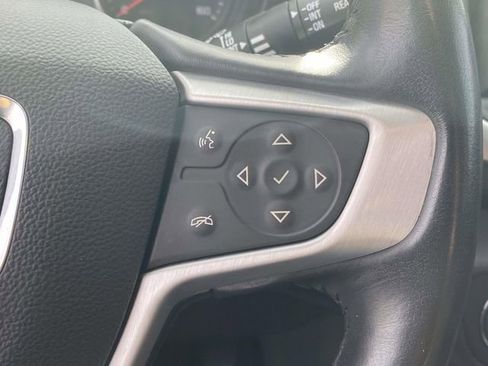 Used 2020 GMC Terrain SLE w/ Driver Convenience Package image 20