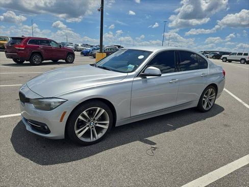 Used 2017 BMW 330i Sedan RWD image 23