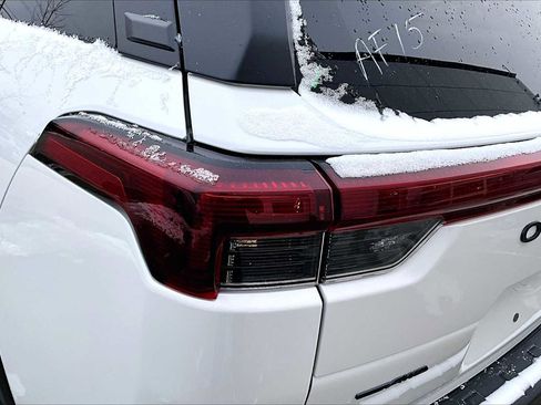 New 2026 Subaru Outback Touring XT image 15