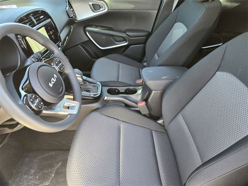 New 2025 Kia Soul S image 9