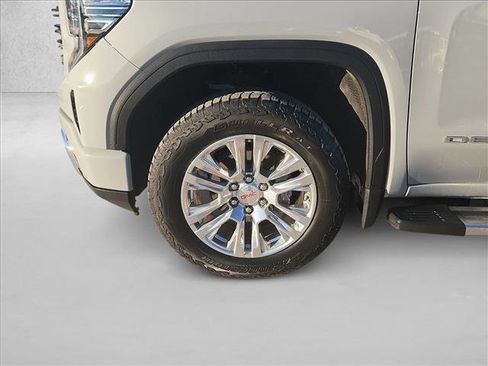 Used 2025 GMC Sierra 1500 Denali image 23