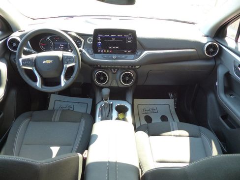 Used 2025 Chevrolet Blazer LT FWD image 26
