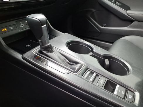 Certified 2024 Honda Civic Touring image 18
