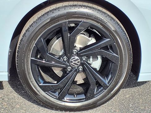 New 2026 Volkswagen Jetta SE image 6