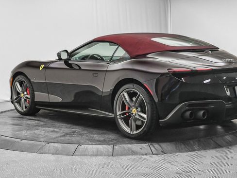 Used 2024 Ferrari Roma Spider image 63