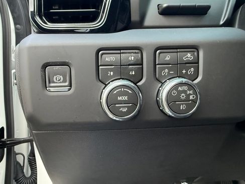 Used 2026 GMC Sierra 1500 AT4 w/ AT4 Premium Package AWD/4WD image 27