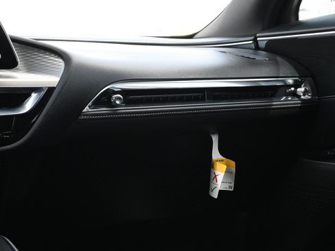 Certified 2024 Cadillac Lyriq Luxury RWD image 9