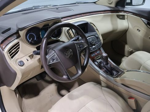 Used 2011 Buick LaCrosse CXL FWD image 14