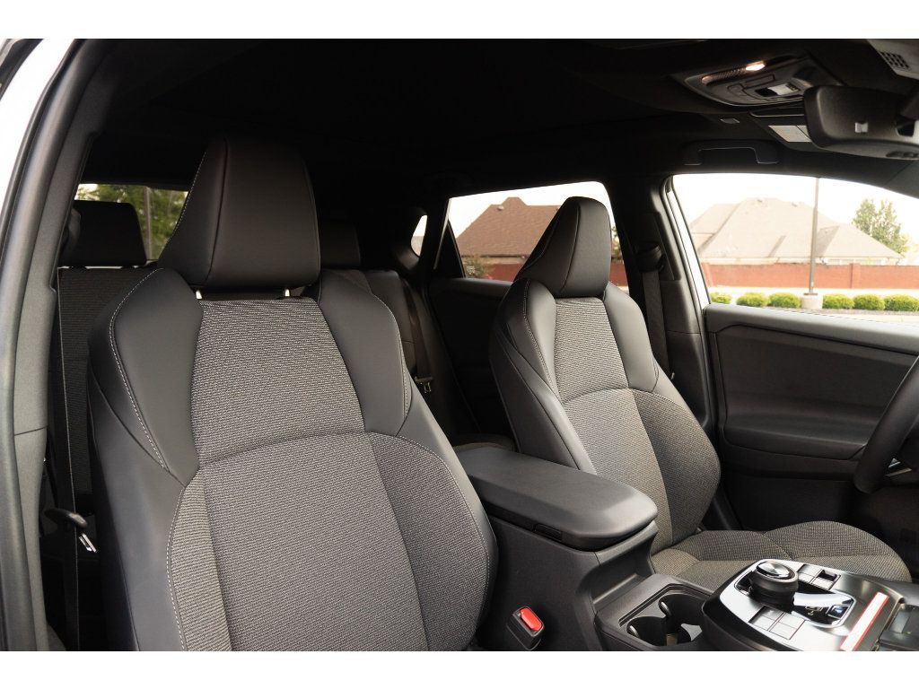 Used 2026 Toyota bZ FWD image 19
