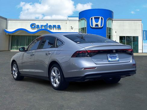 Certified 2025 Honda Accord LX image 4
