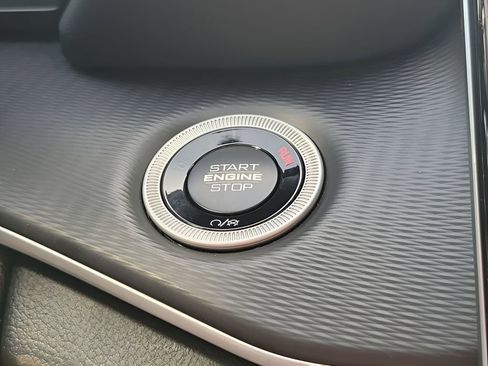 New 2025 Jeep Grand Cherokee L Laredo w/ Luxury Tech Group I image 40