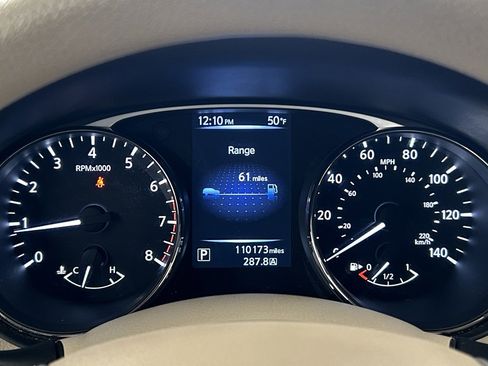 Used 2015 Nissan Rogue SV image 25