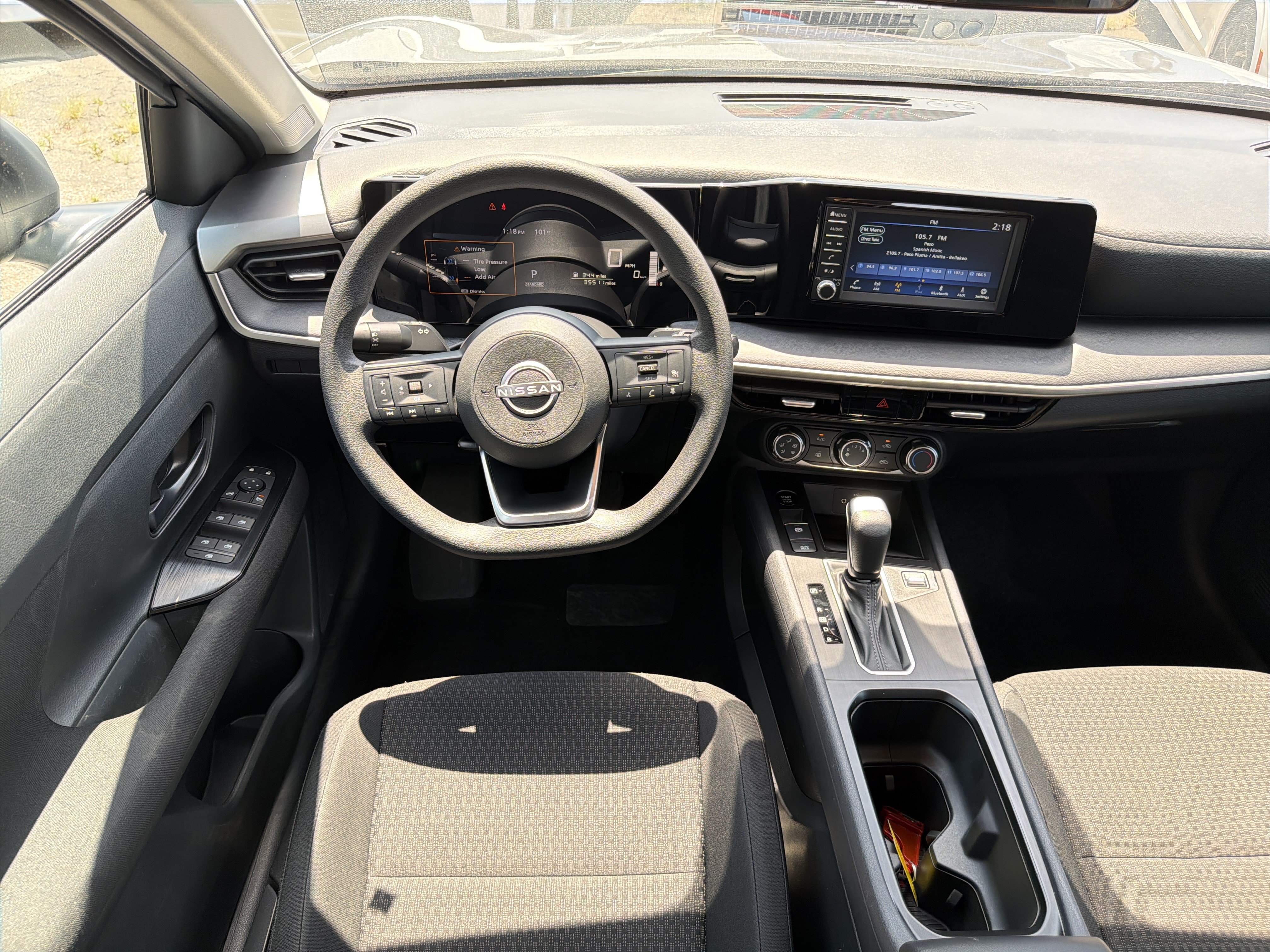 Used 2025 Nissan Kicks S AWD/4WD image 23